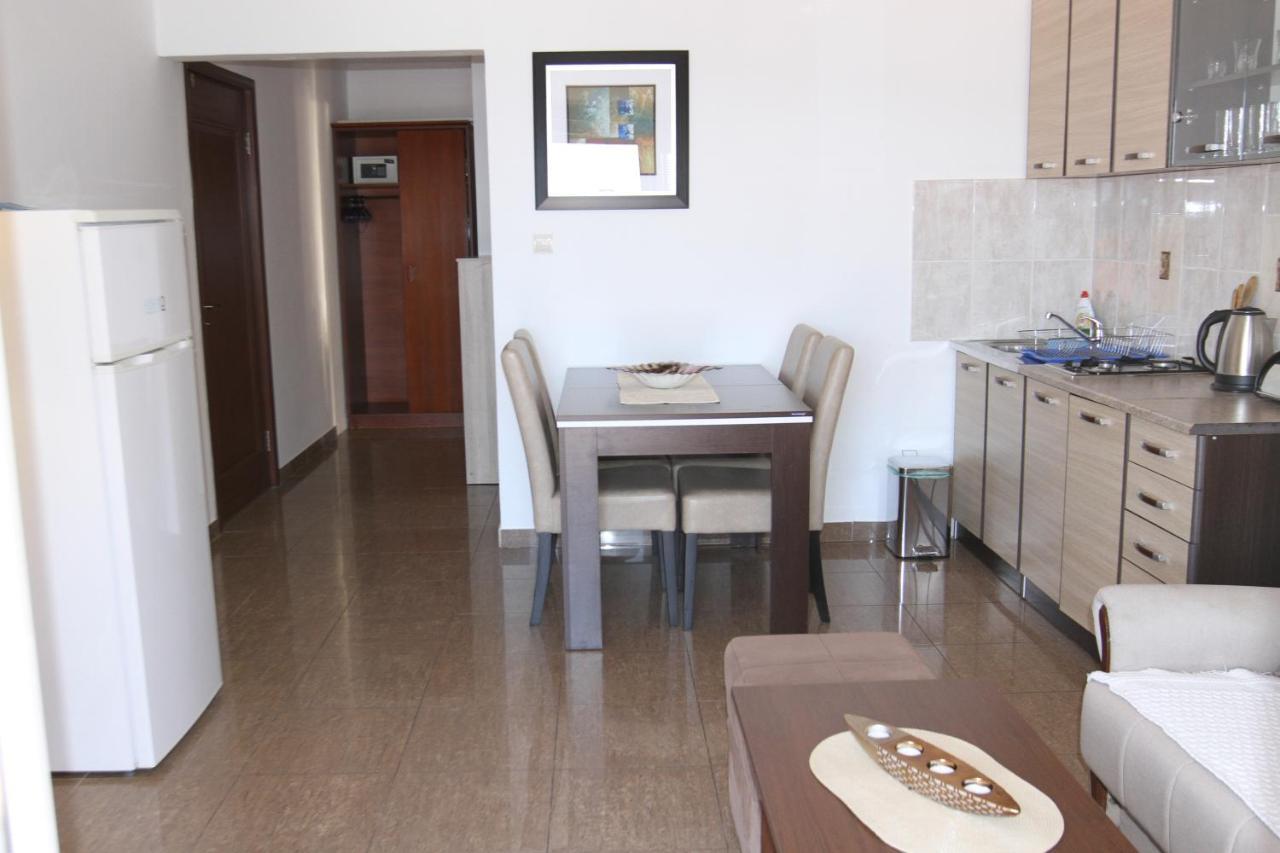 Apartments Muhar Свети-Стефан Экстерьер фото