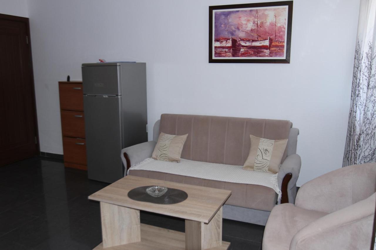 Apartments Muhar Свети-Стефан Экстерьер фото
